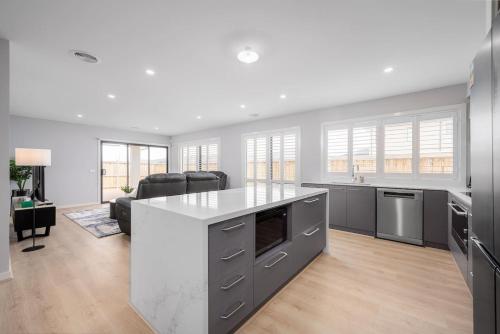 Bella Brand New Modern Stylish 4BR Home in Cardinia