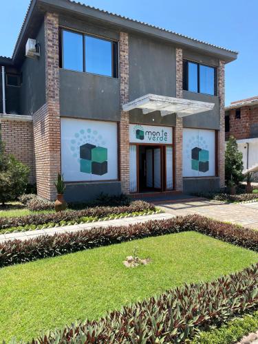 Hotel Monte Verde in Beira
