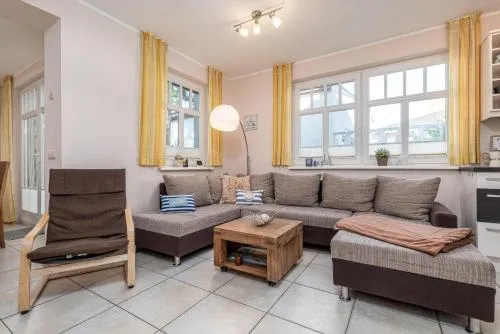 Müggenburger Weg 12 Haus Meeresrauschen 1 in Zingst, Deutschland
