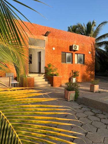 Villa avec piscine et pieds dans l'eau in Palmarin