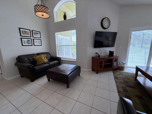 South Facing Golf Course Views Southern Dunes Villa in Haines City, USA