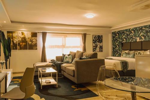 Chic Modern Studio Apartment with Pool in Nanyuki