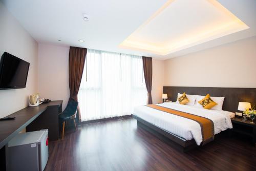 room detail thumbnail 0