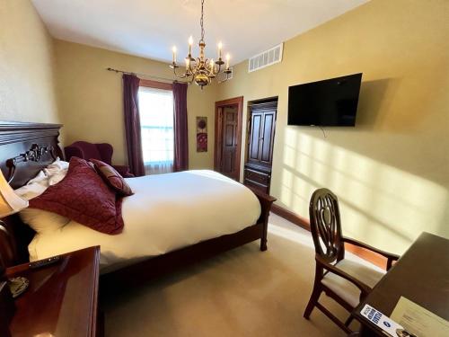 The Port Hotel in Port Washington, USA