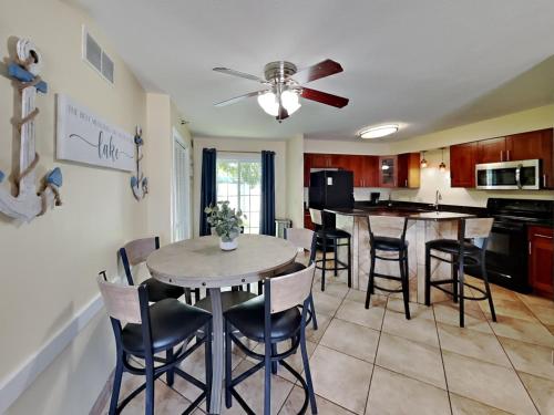 Put-in-Bay Poolview Condo #2 in Put-in-Bay, USA