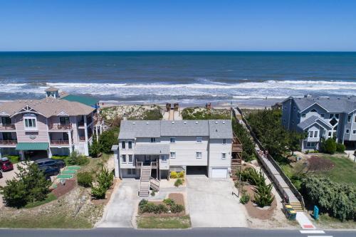 1366 - Whale Spray in โคโรลลา (NC)