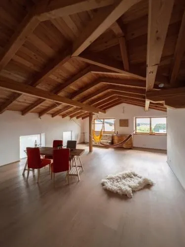 Scheune am Bio-Bauernhof in Sankt Georgen bei Salzburg, Österreich