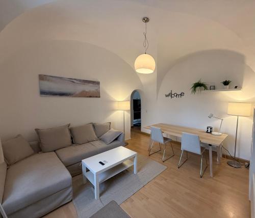 Yellow House Apartments - Top 1 in Steyr, Österreich