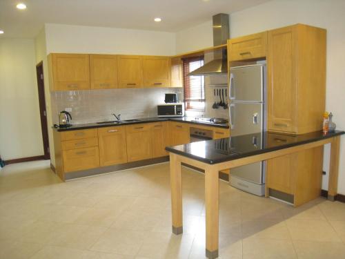 Baan Puri Apartments