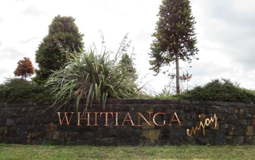 Kupe Stay Luxury accommodation near canal in Vitijanga
