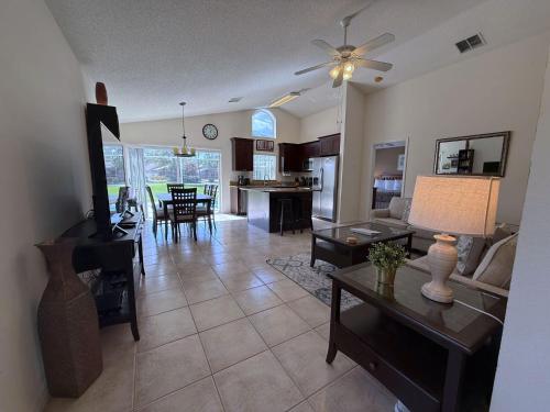 Southern Dunes Pool Villa in Haines City, USA