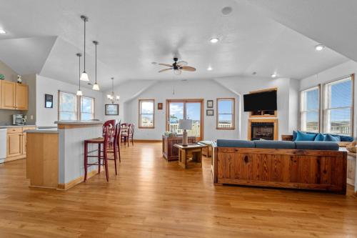 4744 - Sandy Beaches in Kitty Hawk