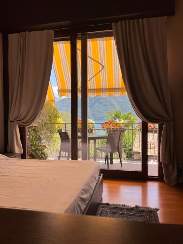 Liza's Suite's - Room's with a View in Sala Comacina