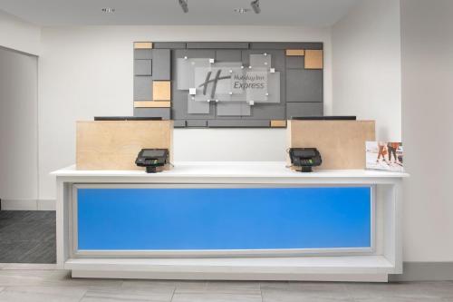 Holiday Inn Express San Antonio N-Riverwalk Area, An Ihg Hotel