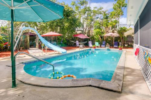 Cozy Lake Worth Oasis Less Than 3 Mi to Golf and Swim! in Lake Worth, USA