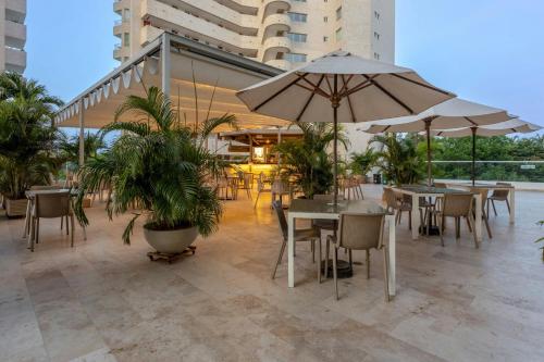 Swimming pool, Courtyard by Marriott Santa Marta Resort in Santa Marta