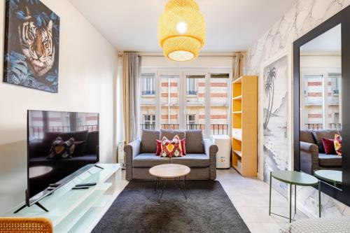 Chic 16th Arr Studio King Bed Private Mews Access