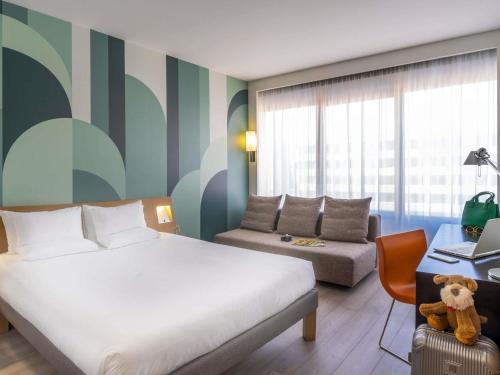 Novotel Campo De Las Naciones - image 30