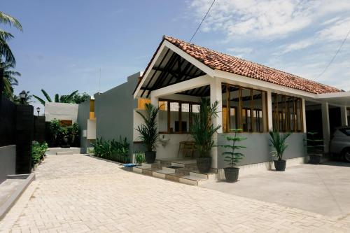 Exterior view, The Umbu Stay Banyuwangi in Kabat
