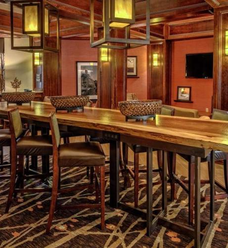 Hampton Inn & Suites Pigeon Forge On The Parkway - image 30