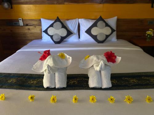 Coconut Lanta Resort @Klong Dow beach Room Type - Standard Double Room