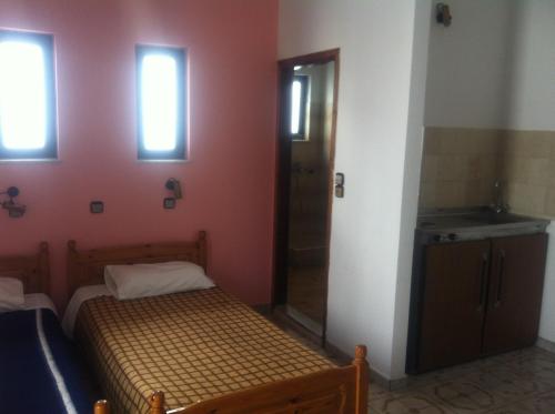 Nitsa Rooms - image 2