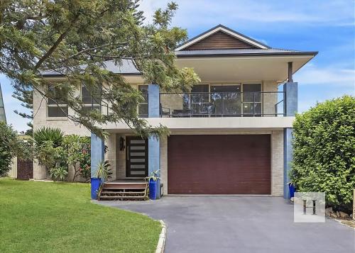 Ocean Breeze in Norah Head