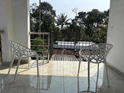 ระเบียง/ชานเรือน, Nilavu Homes Retreat in ปาจิลากาดู