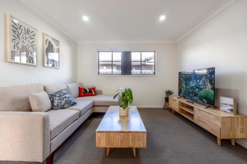 Golden Homestead – Park Ridge 4B Comfort Retreat