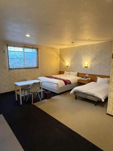 . Hotel DOLPHIA