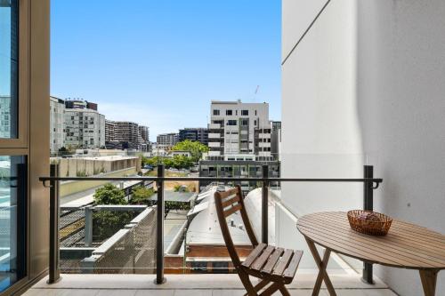 Sleek 2BRM Apartment at Aqua Newstead – khách sạn tại Newstead