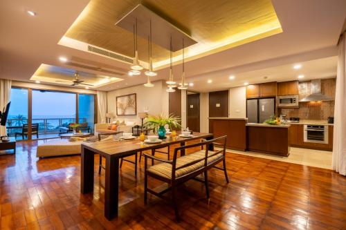 CasaVela 213 - 2BR apartment Seaview – khách sạn tại Hua Thanon