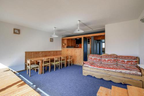 Residence 3 Arcs - Appartement 3 pieces 7 personnes a Arc 1600 proche des pistes et des commerces MA in Les Arcs