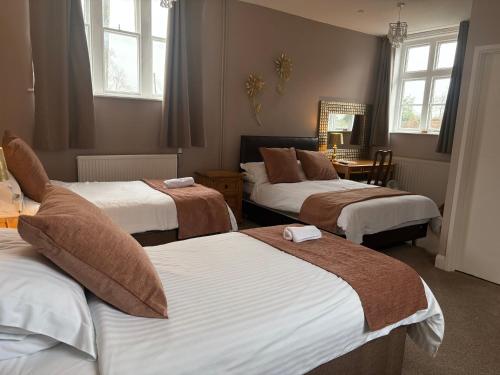 . The Berkeley Arms Hotel