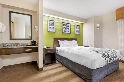 Sleep Inn at Greenville Convention Center - image 39
