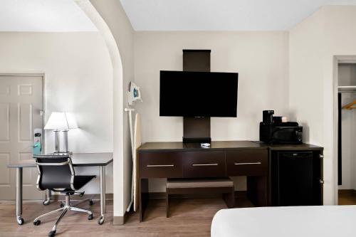 Days Inn by Wyndham Monticello - image 33