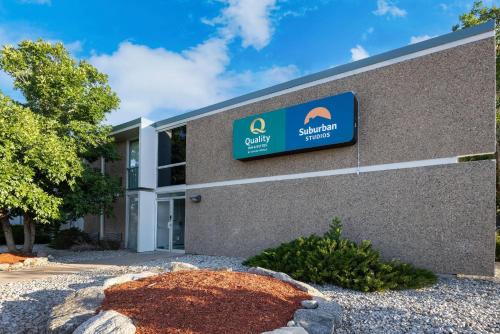 Quality Inn & Suites Canon City - image 41