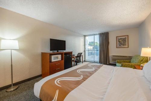 Quality Inn & Suites Canon City - image 27