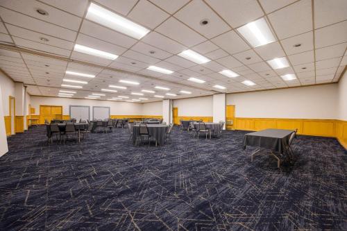 Quality Inn & Suites Canon City - image 35