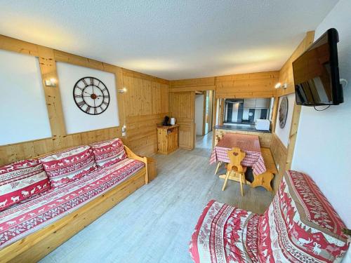 Résidence Chaviere - Ski aux pieds, appartement pour 5 personnes tout en bois au coeur des Ménuires MAE-4924