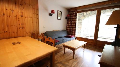 Résidence Dame Blanche - DBA127 - APPT 1 CHAMBRE + CABINE - BALCON - 6 PERSONNES MAE-2404 – khách sạn tại Puy-Saint-Vincent