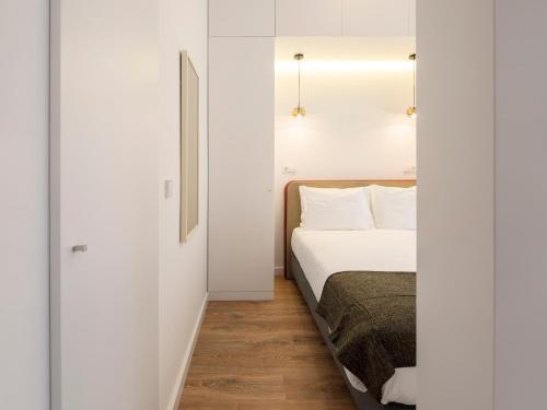 Lisbon Serviced Apartments - Chiado Emenda - image 40