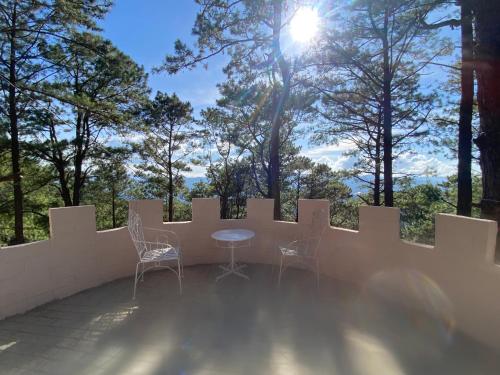Beacon Hill Eco Park & Nature Lodge in Tuding