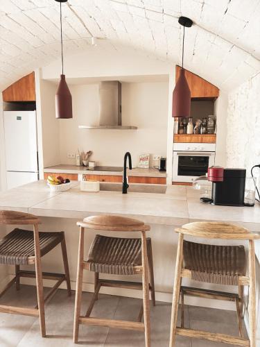 Design Living in the heart of Empordà (Design Living in the heart of Emporda) in Corsa