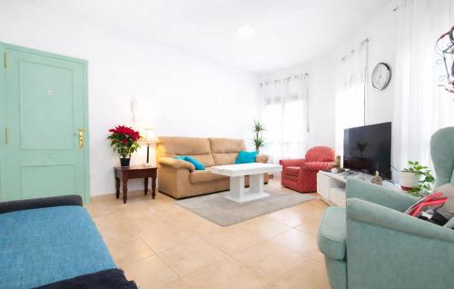 2 Bedroom Cozy Apartment In Oliva