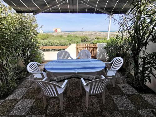 Résidence Les Captivantes - Villa trois pièces mezzanine face à la mer avec garage à Port Leucate. Réf: 1CAPT_H3 MAE-5964