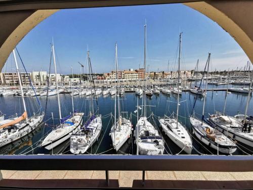 Résidence Terrasses De La Mediterranee 1 - 2 Pièces 5 couchages PORT LEUCATE MAE-5054