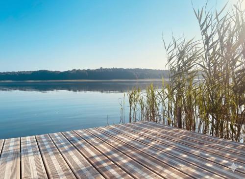 景觀, Ferienhaus am See Wutzsee mit direktem Seezugang in 林多