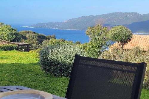 Mini villa vue mer et wifi dans petite résidence avec piscine chauffée gîte à louer Ciaconcella