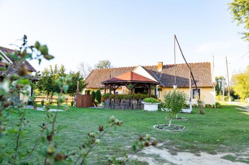 Exterior view of Country House Ivancan